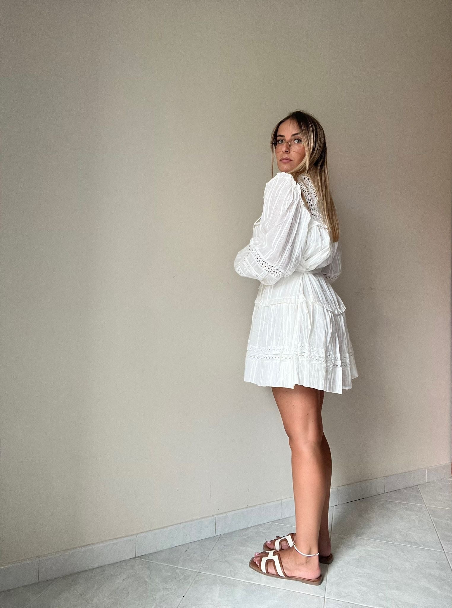 ABITO ROMANTIC WHITE
