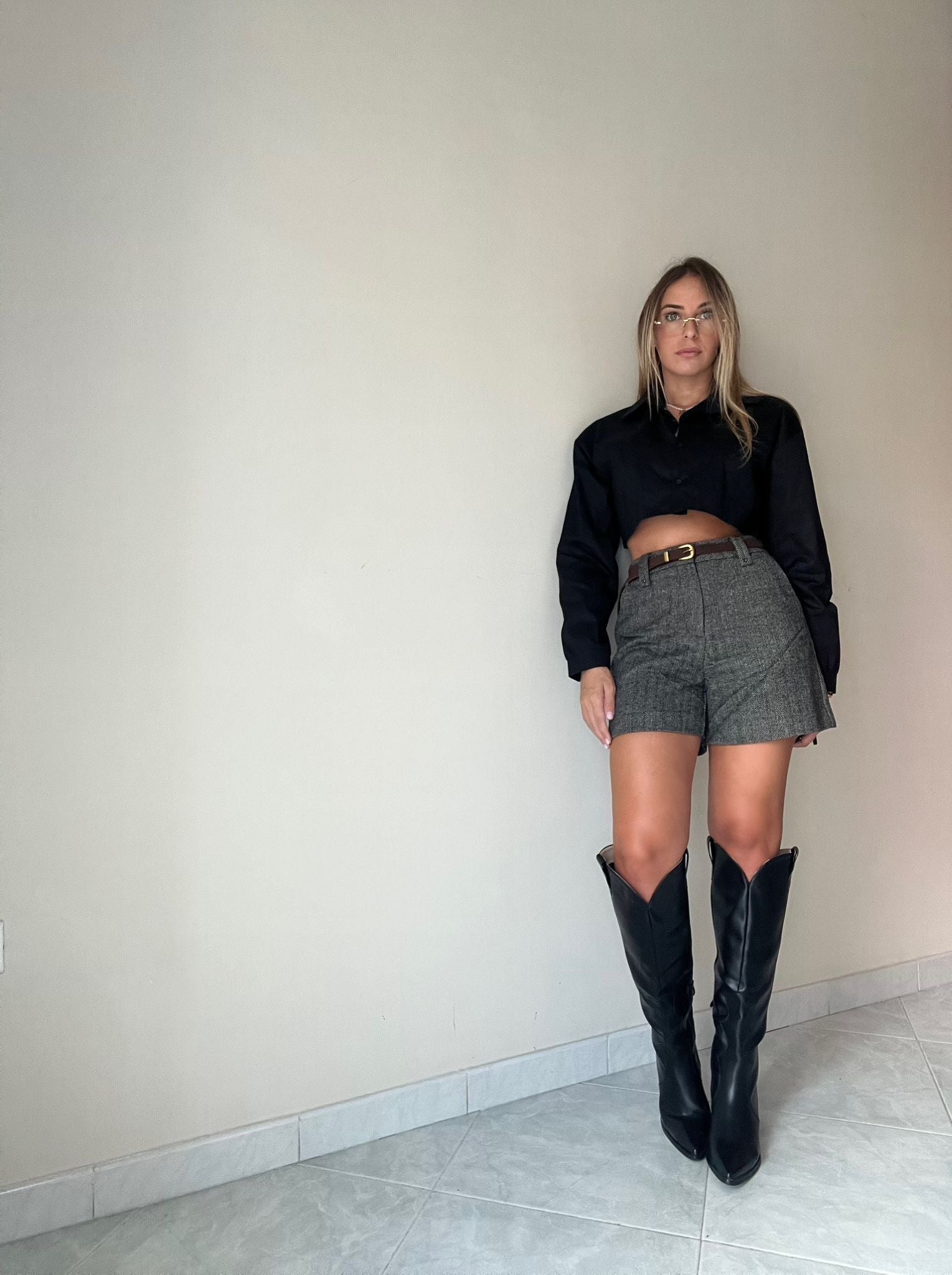 SHORT CITY CHIC CON CINTURA