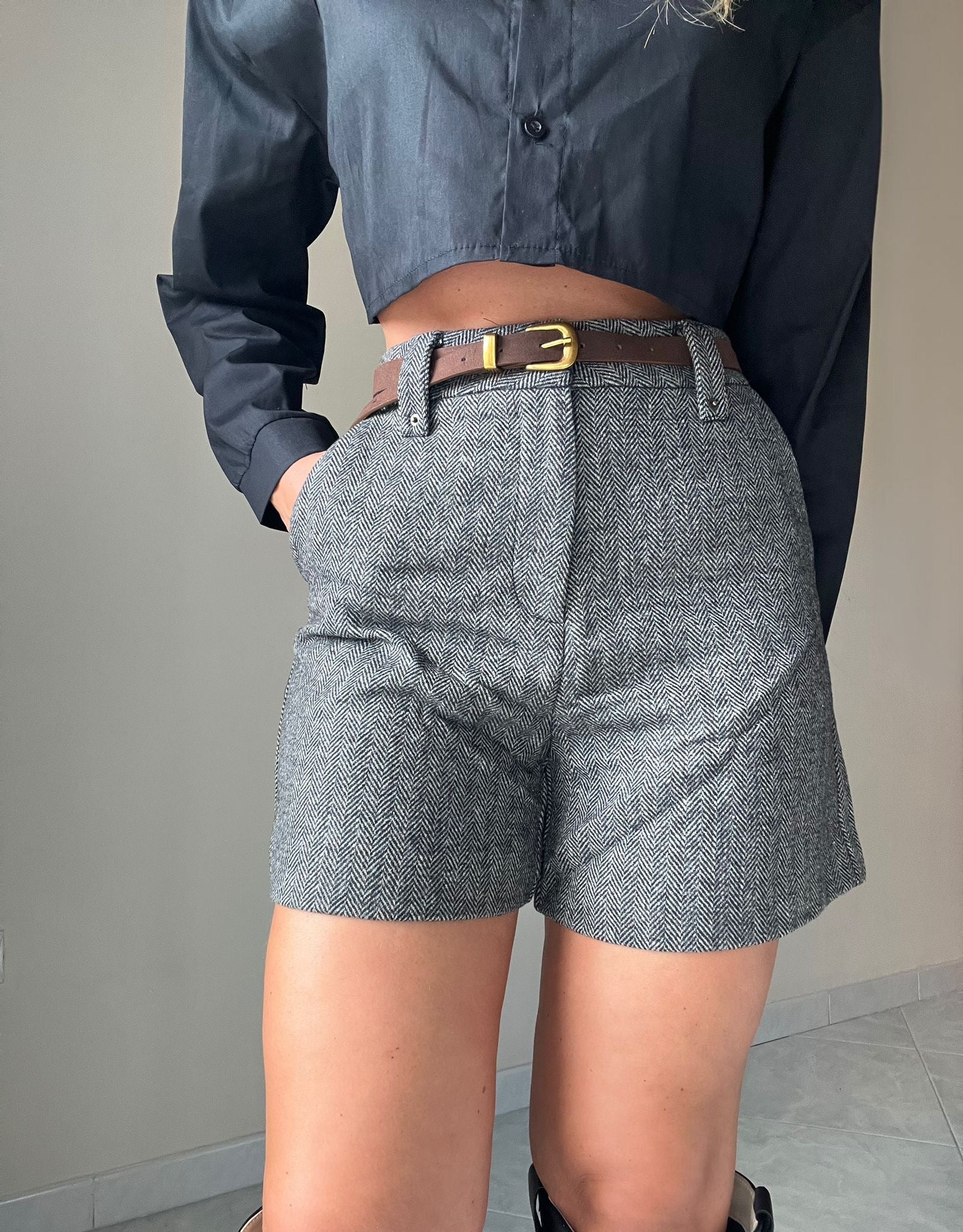 SHORT CITY CHIC CON CINTURA